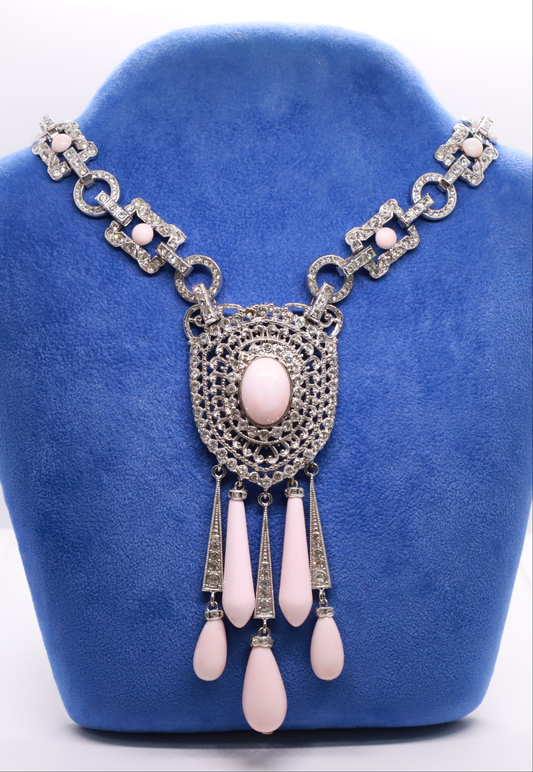 Collana by Carlo Zini